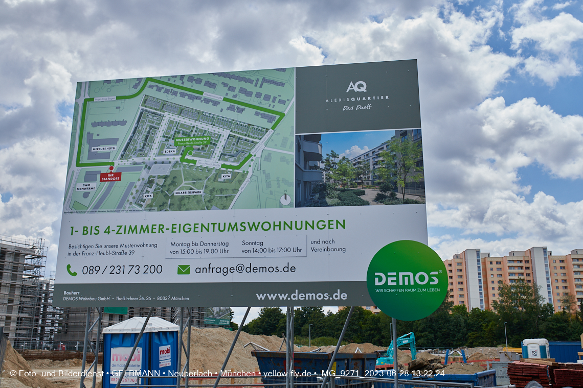 28.06.2023 - Baustelle Alexisquartier - neue DEMOS-Hinweisschilder 28.06.2023 - Baustelle Alexisquartier - neue DEMOS-Hinweisschilder